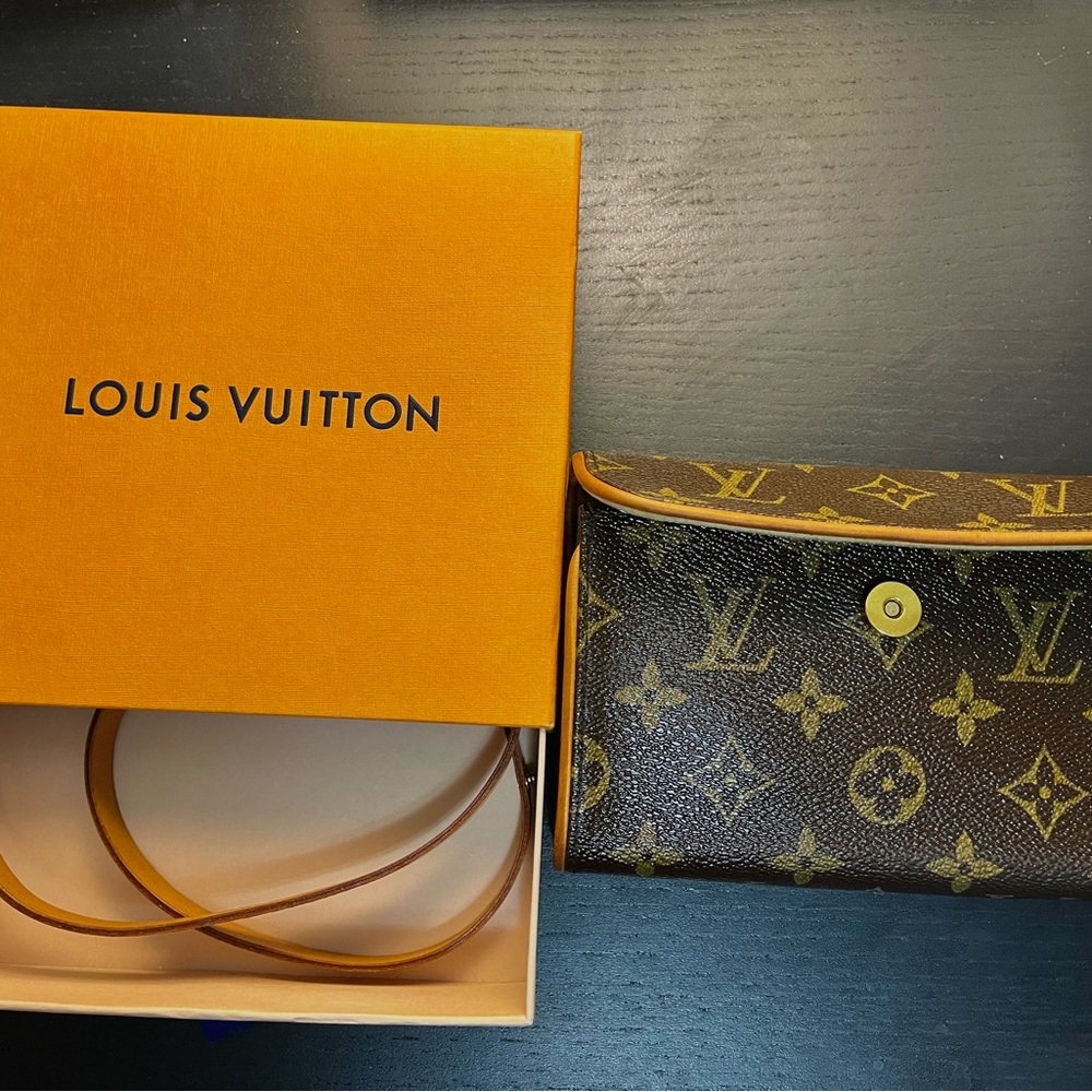Authentic Louis Vuitton Florentine belt bag